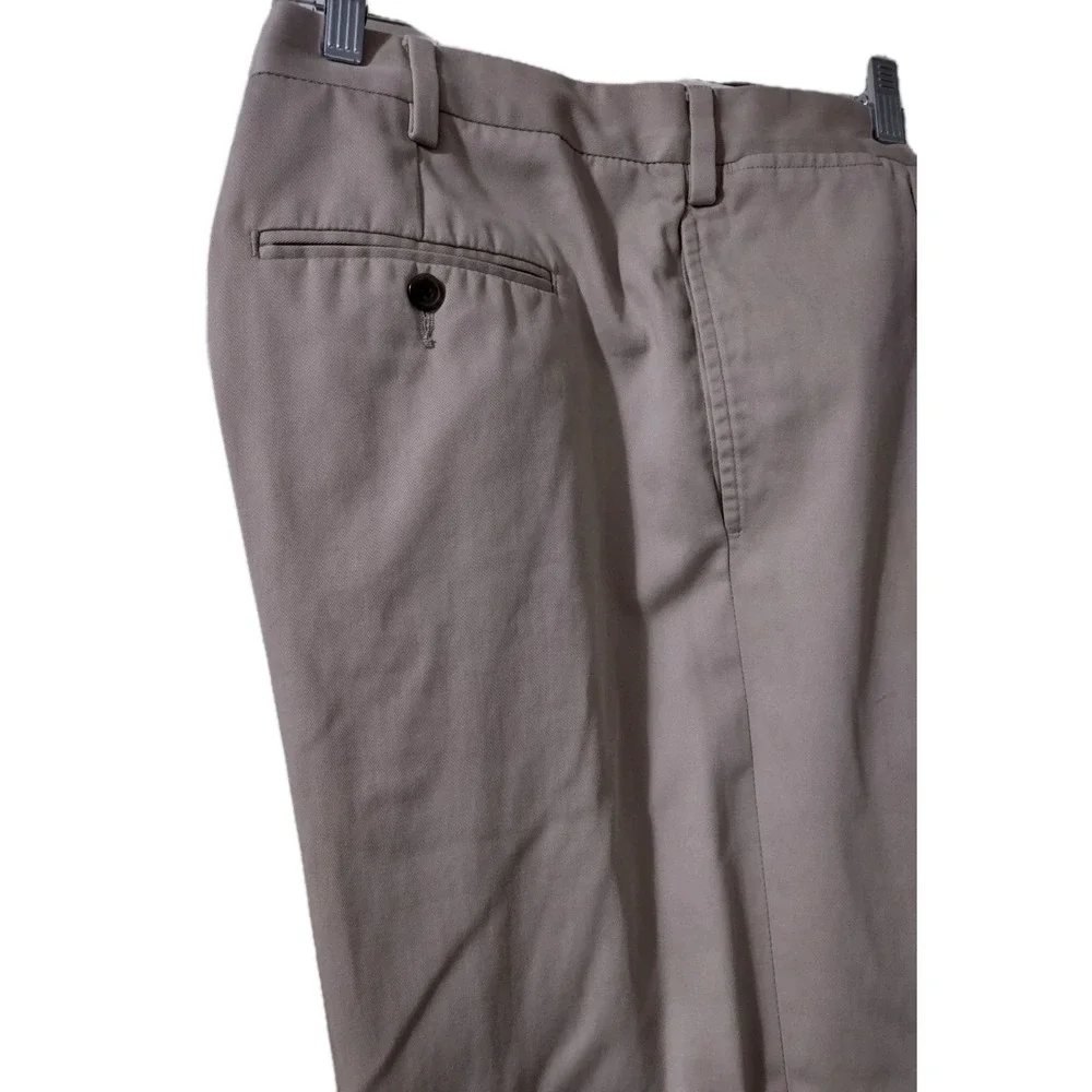 Eddie Bauer Chino Pants Mens Size 42 Beige Cotton Mid Rise Pleated Front Cuffed